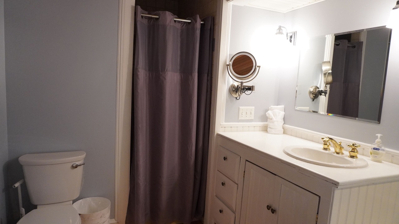Photo of Bathroom in Town Hill