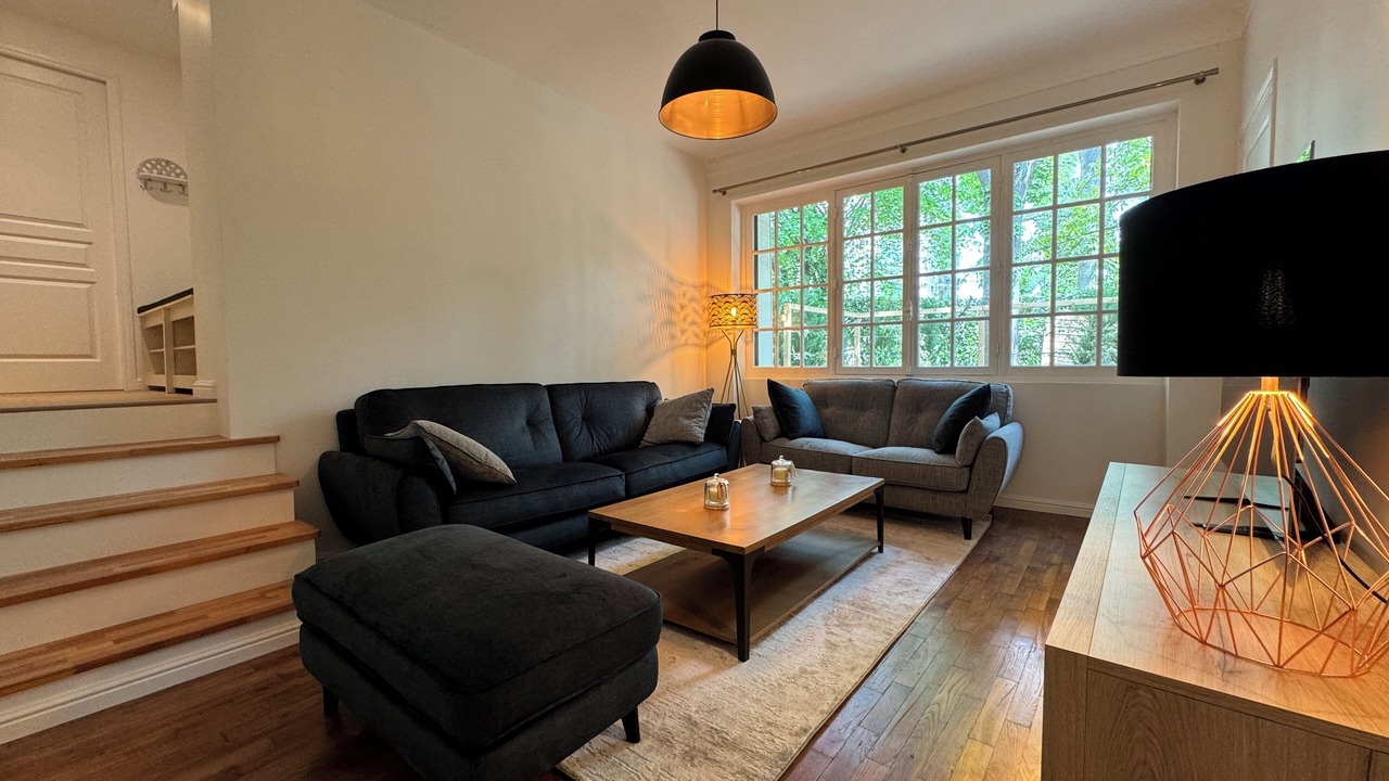 Photo of Livingroom in Versailles