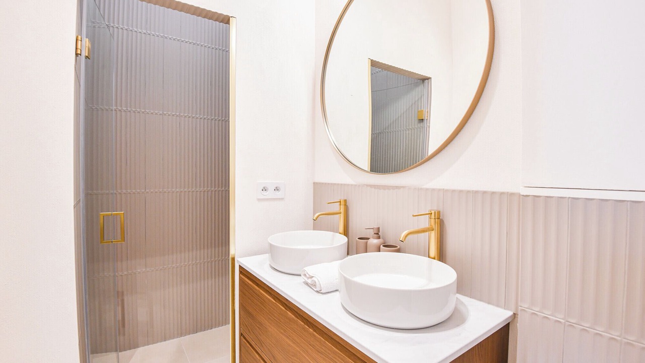 Photo of Bathroom in Opera