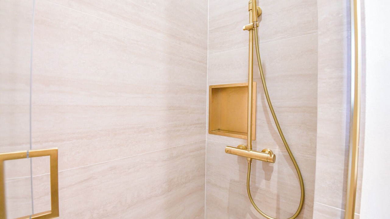 Photo of Bathroom in Opera