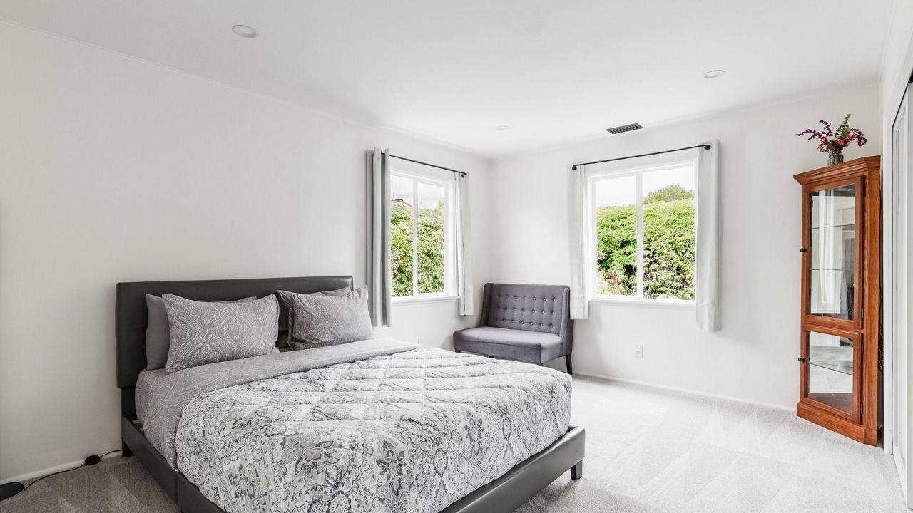 Photo of Bedroom in Padaro Lane