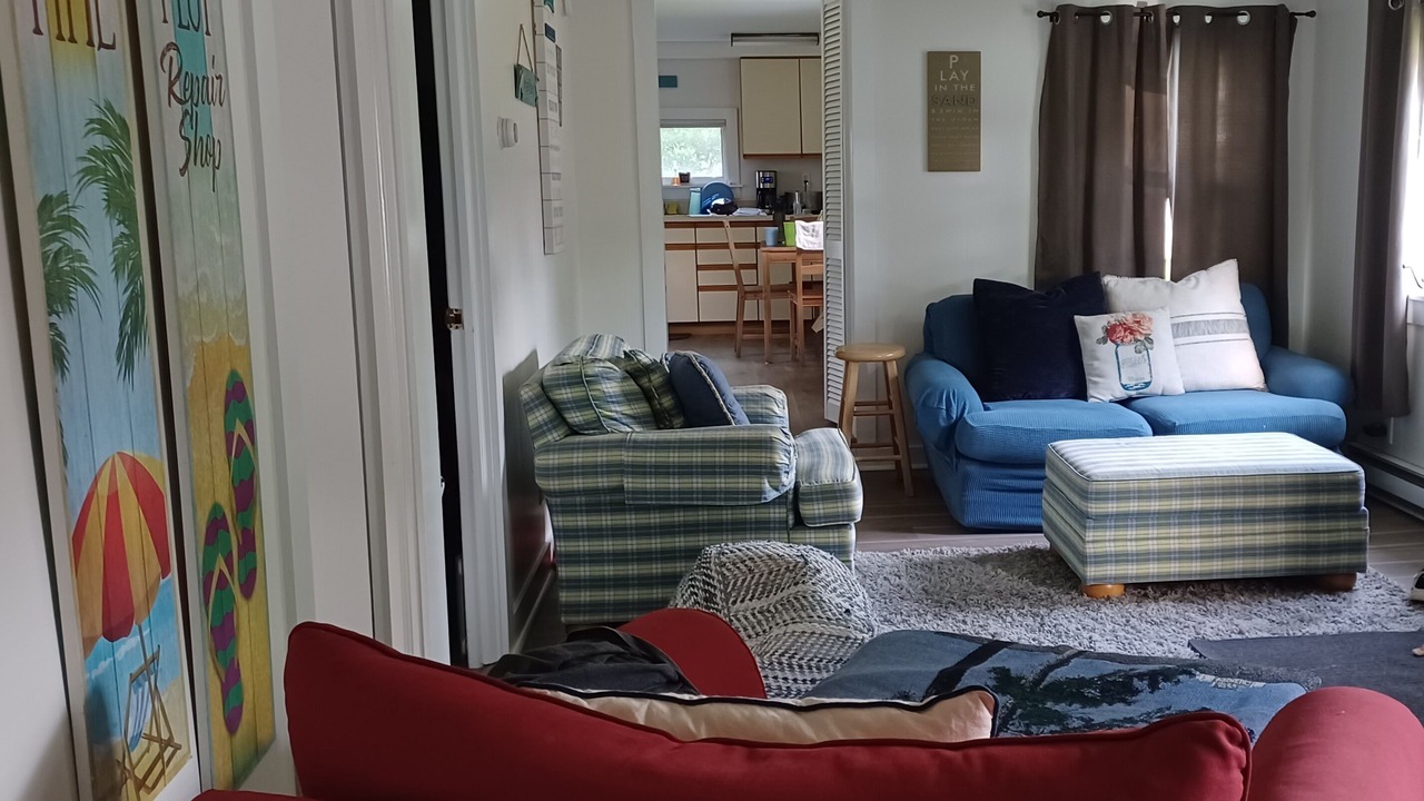 Photo of Livingroom in Old Saybrook Center