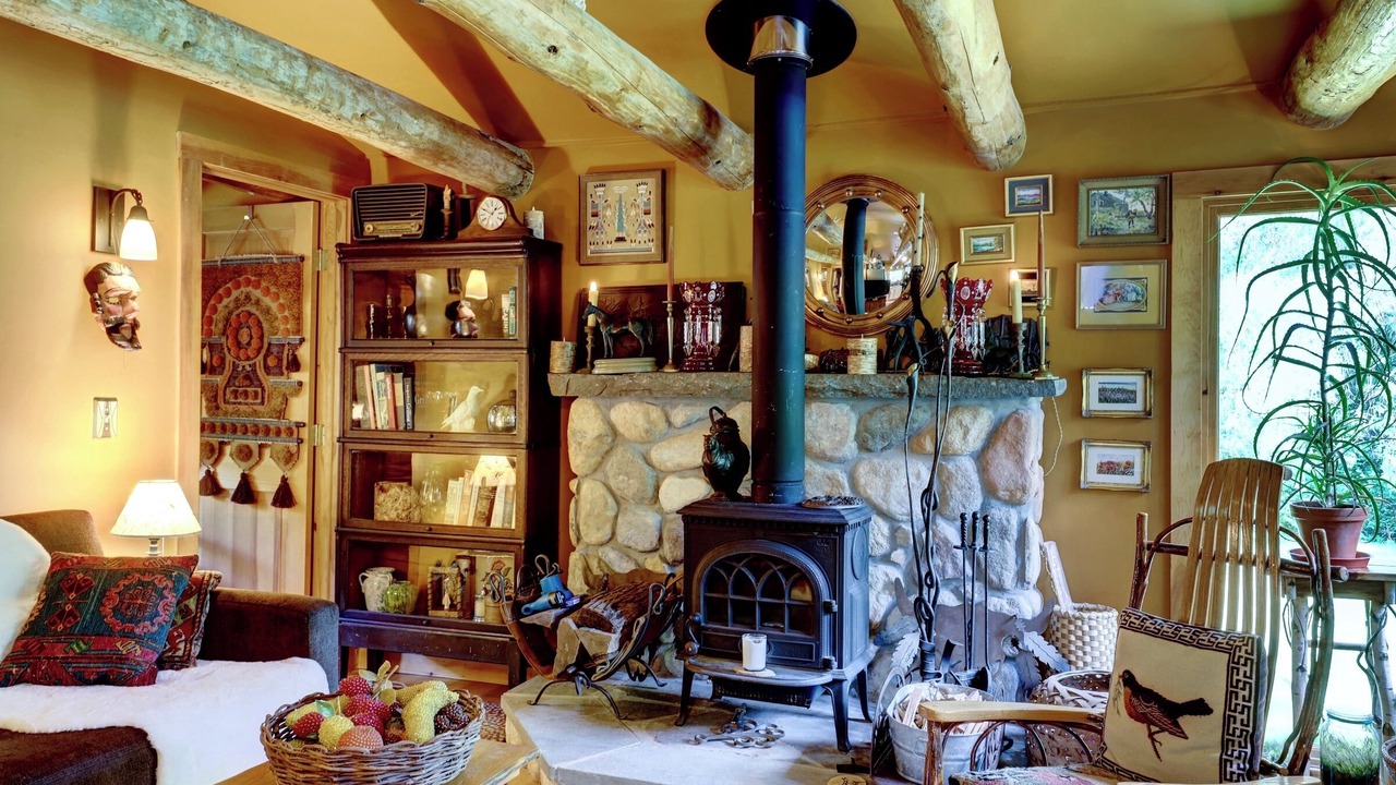 Photo of Livingroom in Phoenicia
