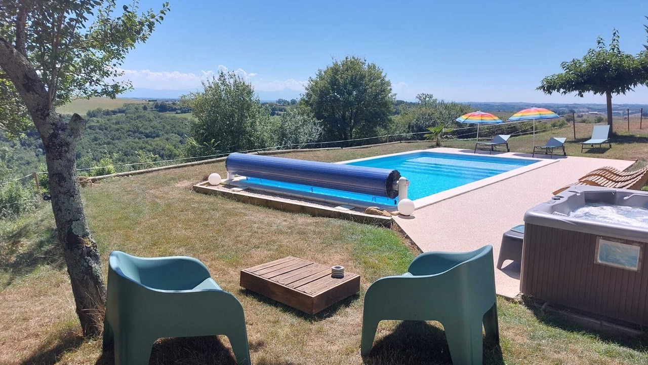 Photo of Outdoor in Salerm