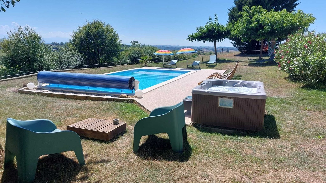 Photo of Outdoor in Salerm