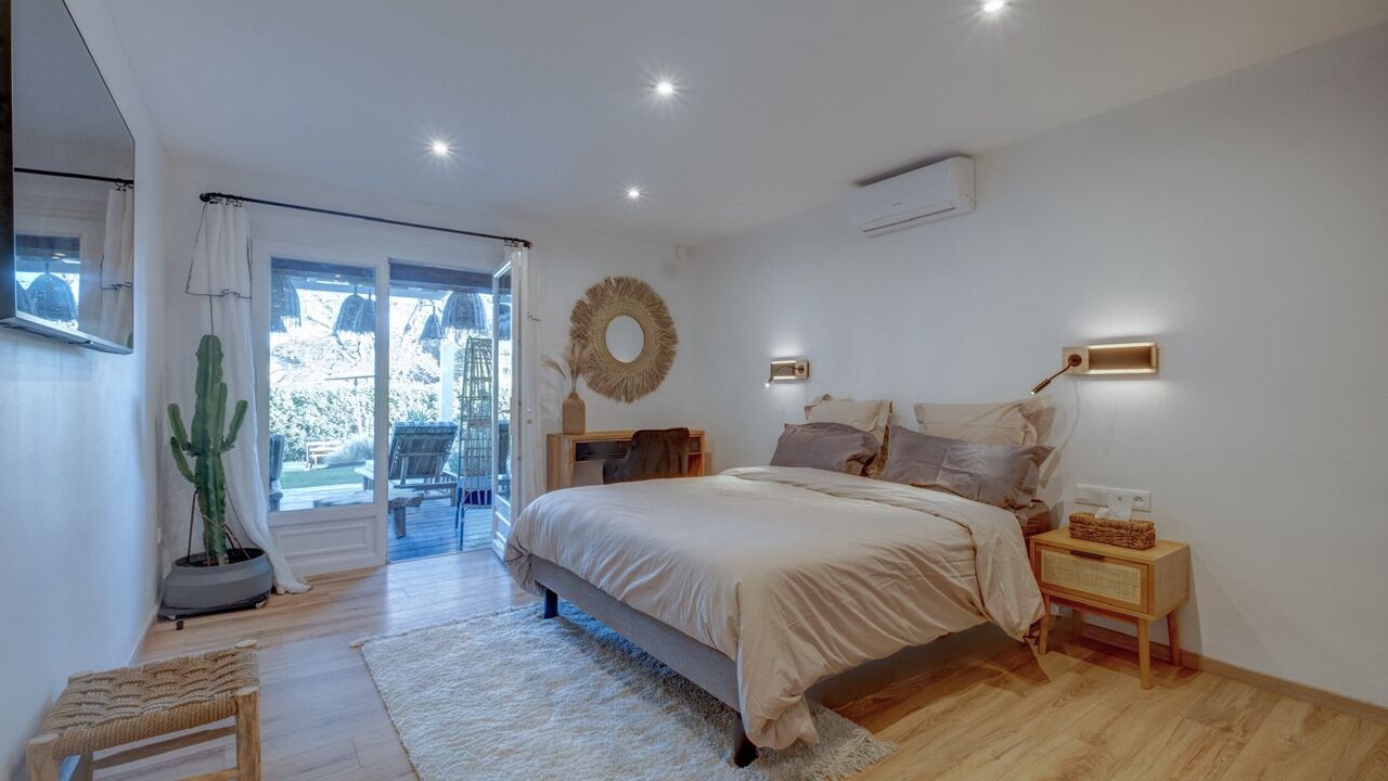 Photo of Bedroom in Cote d'Azur- French Riviera