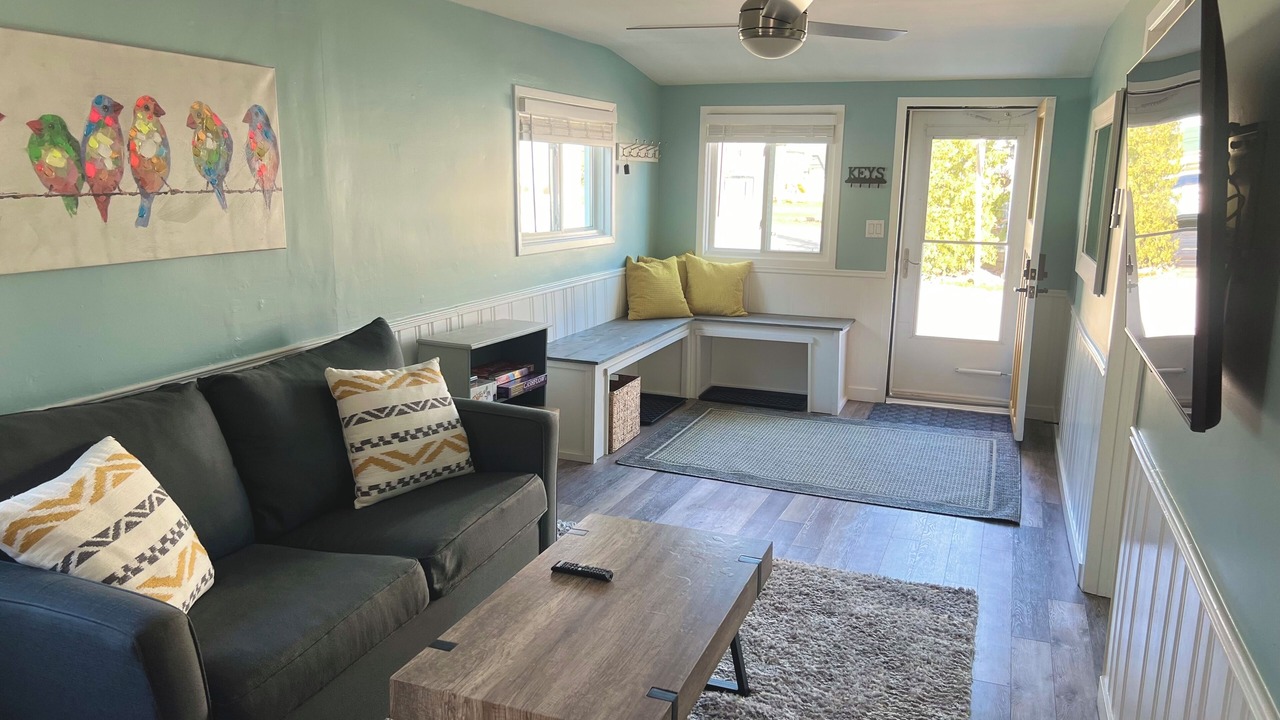 Photo of Livingroom in Port Stanley