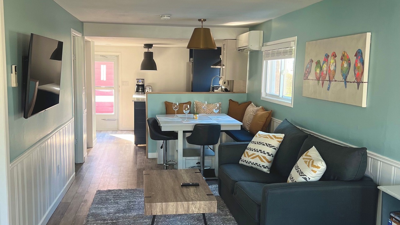 Photo of Livingroom in Port Stanley