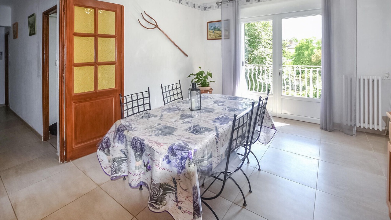 Photo of Bedroom in Sorgues