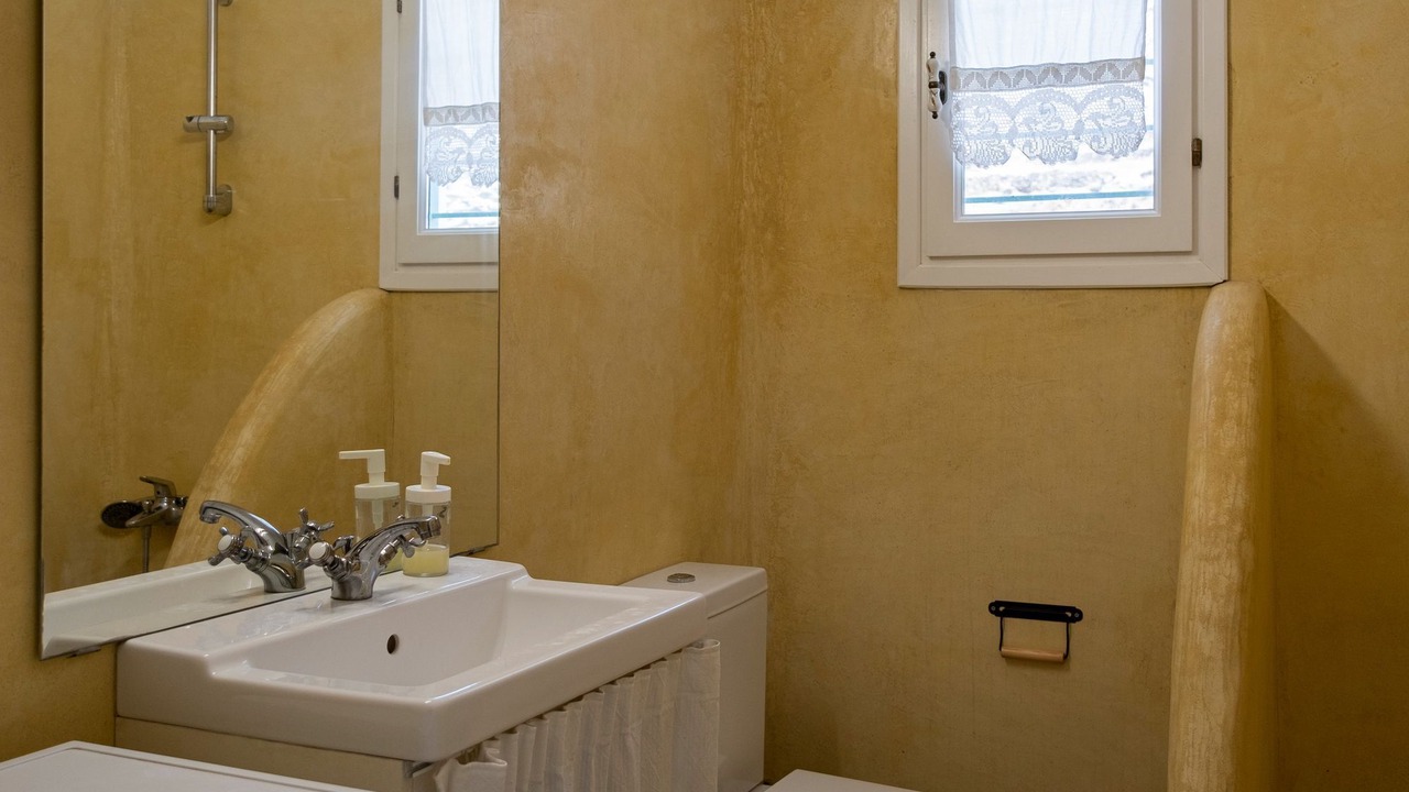 Photo of Bathroom in Kithnos