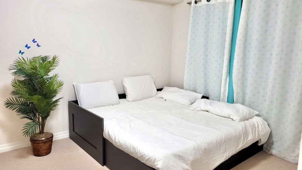 Photo of Bedroom in Lakeview