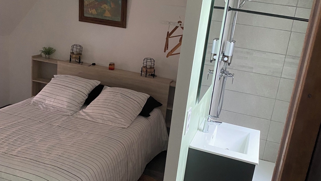 Photo of Bedroom in Maslives