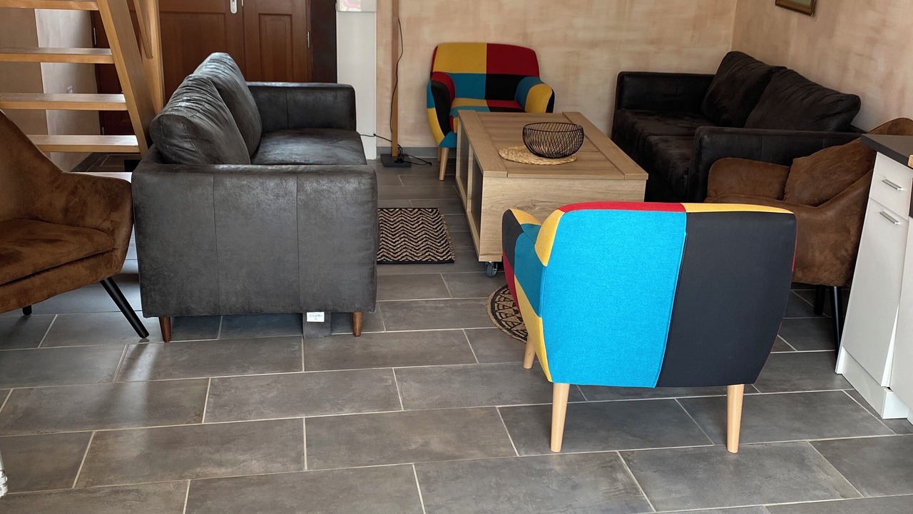 Photo of Livingroom in Maslives