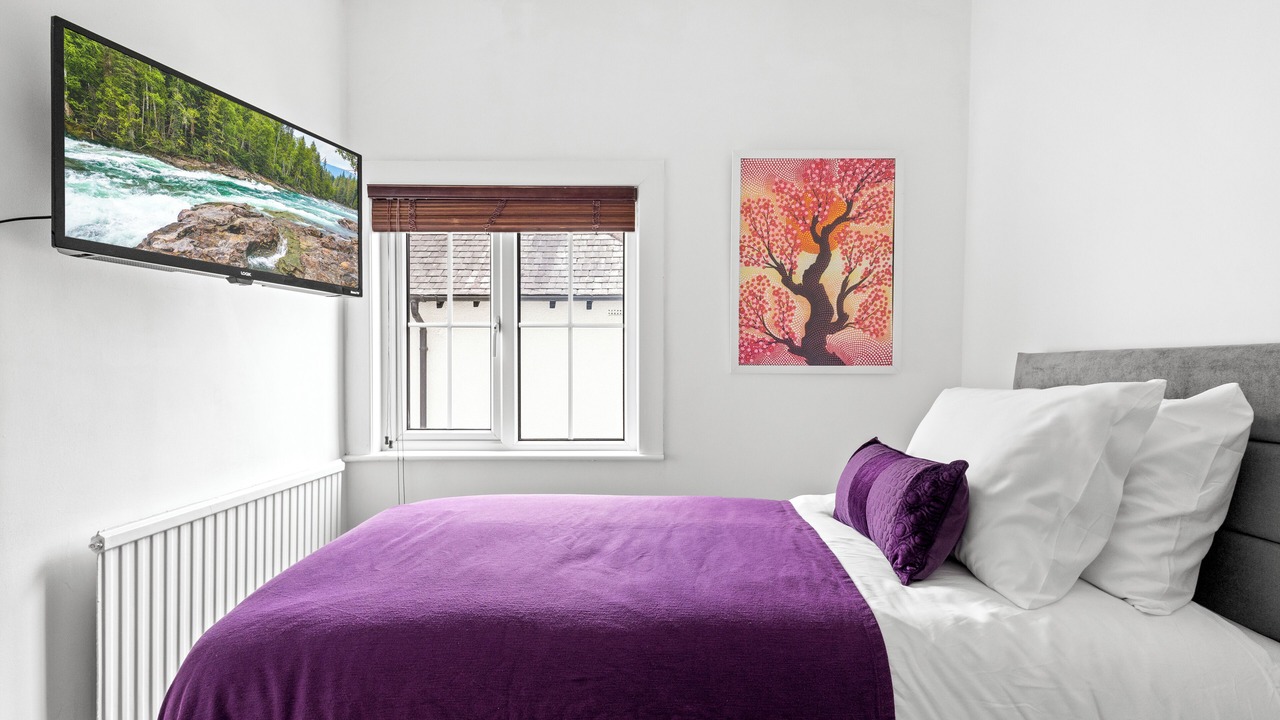 Photo of Bedroom in Oadby
