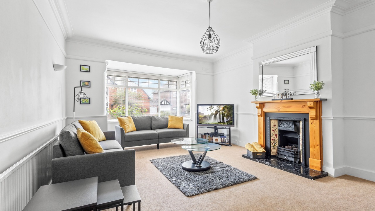 Photo of Livingroom in Oadby