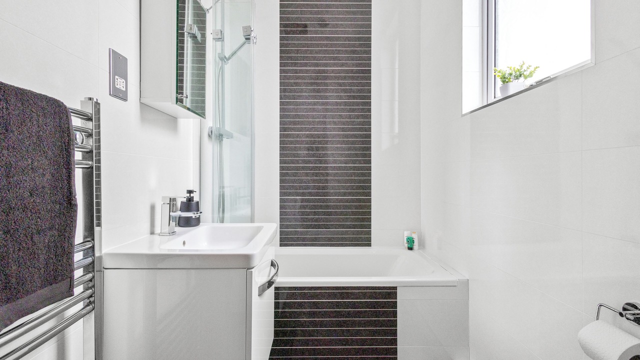 Photo of Bathroom in Oadby