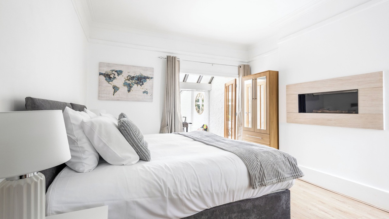 Photo of Bedroom in Oadby