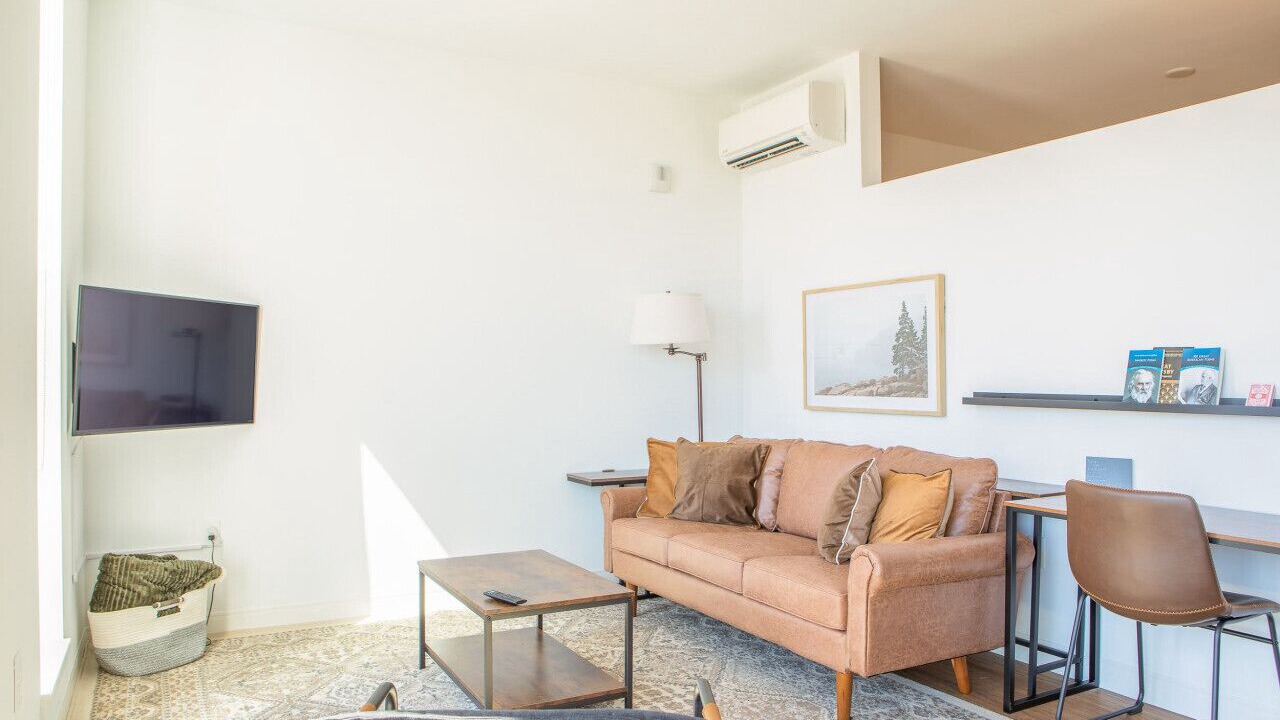 Photo of Bedroom in Yankee Hill