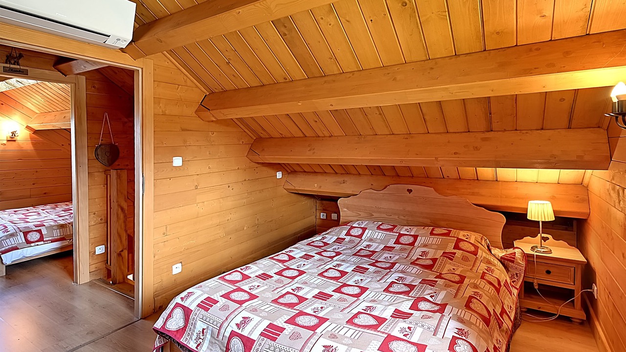 Photo of Bedroom in Le Menil