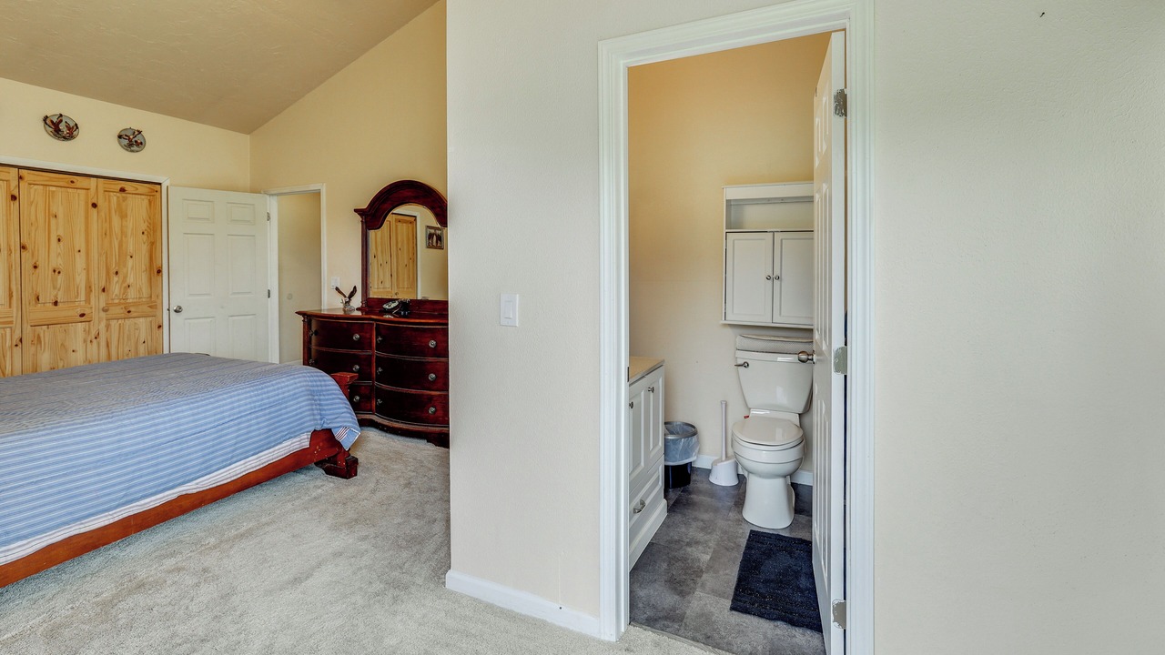 Photo of Bedroom in Stites