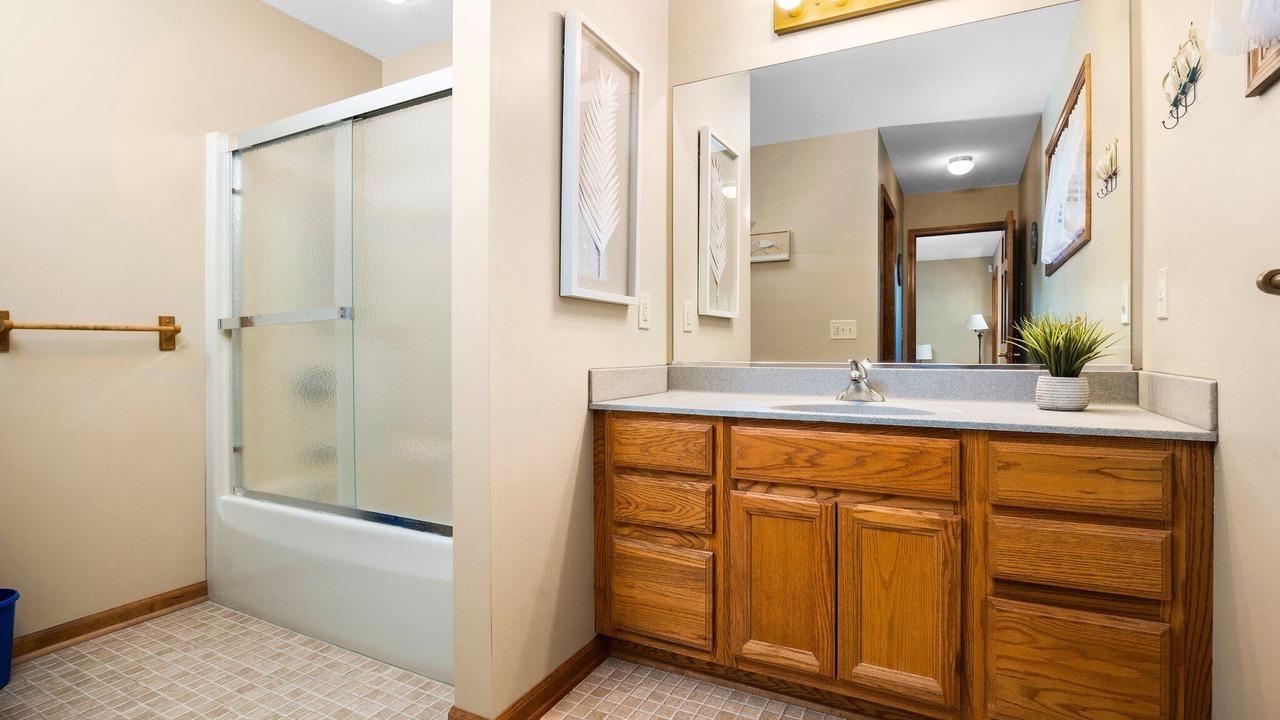 Photo of Bathroom in Silver Lake