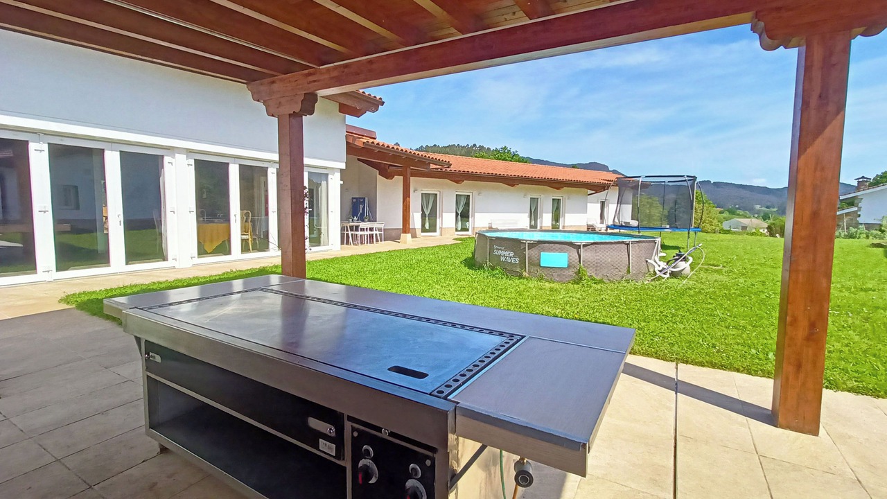 Photo of Patio Balcony in Menaka