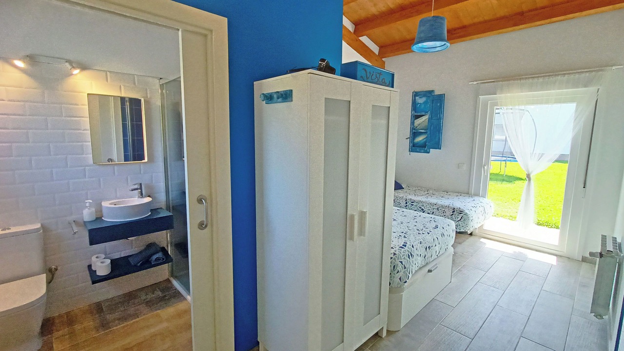 Photo of Bathroom in Menaka
