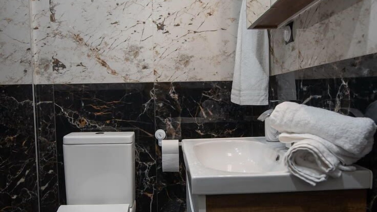 Photo of Bathroom in Ampelokipoi-Menemeni