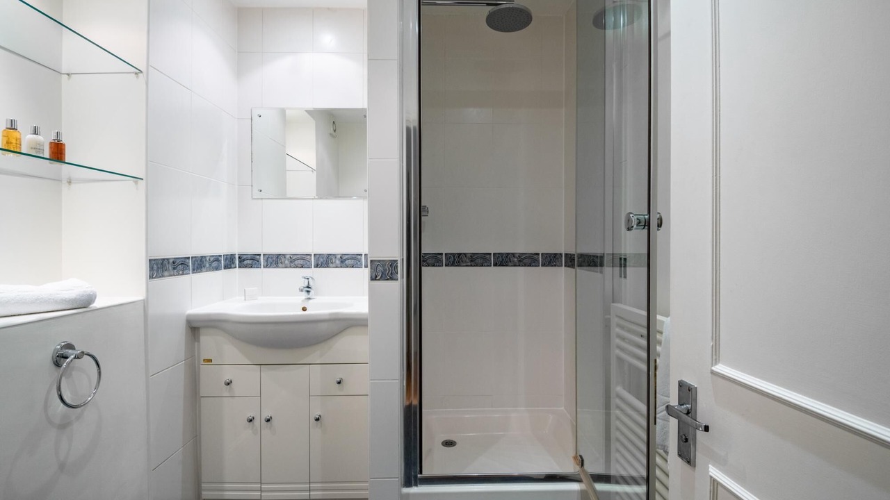 Photo of Bathroom in East Putney