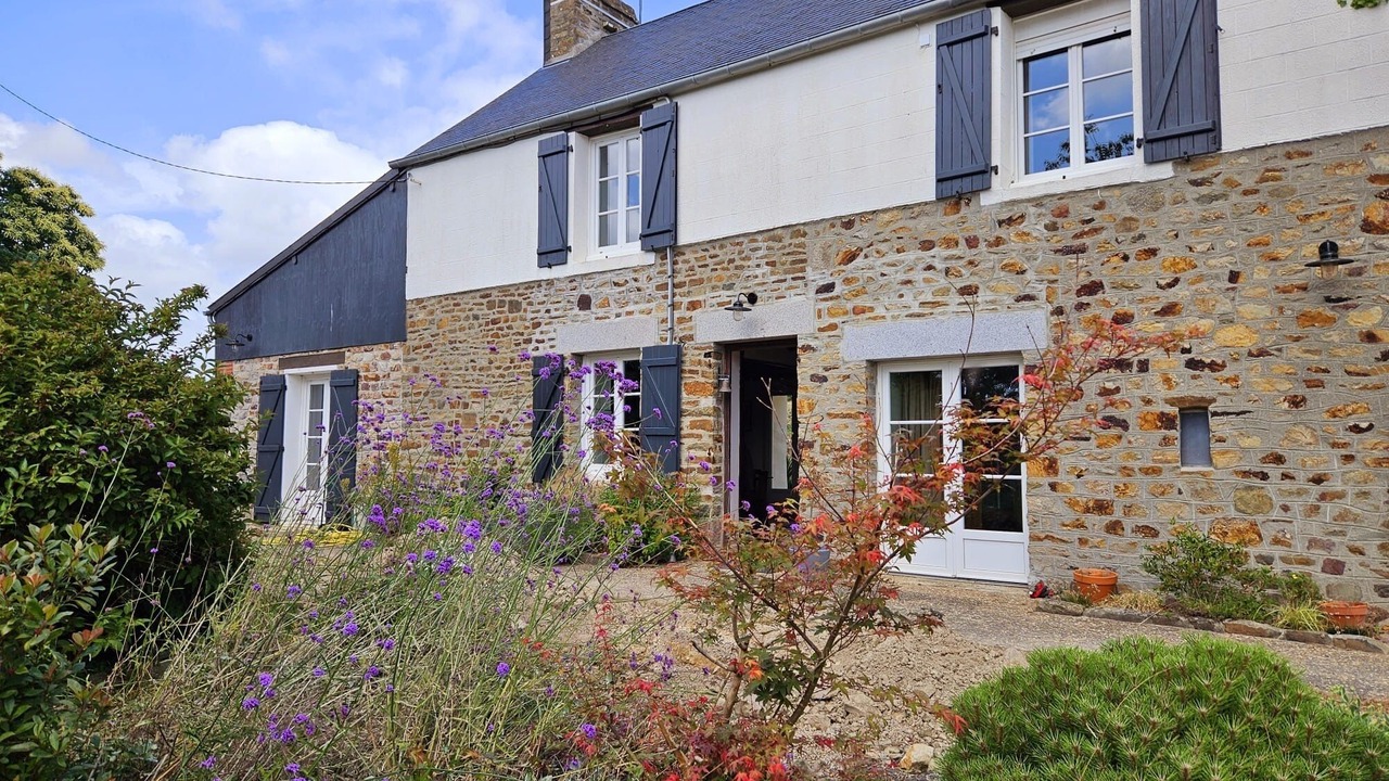 Photo of Outdoor in Landelles-et-Coupigny