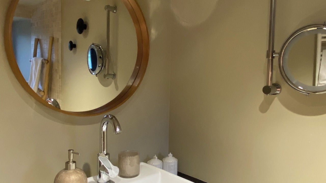 Photo of Bathroom in Pleslin-Trigavou