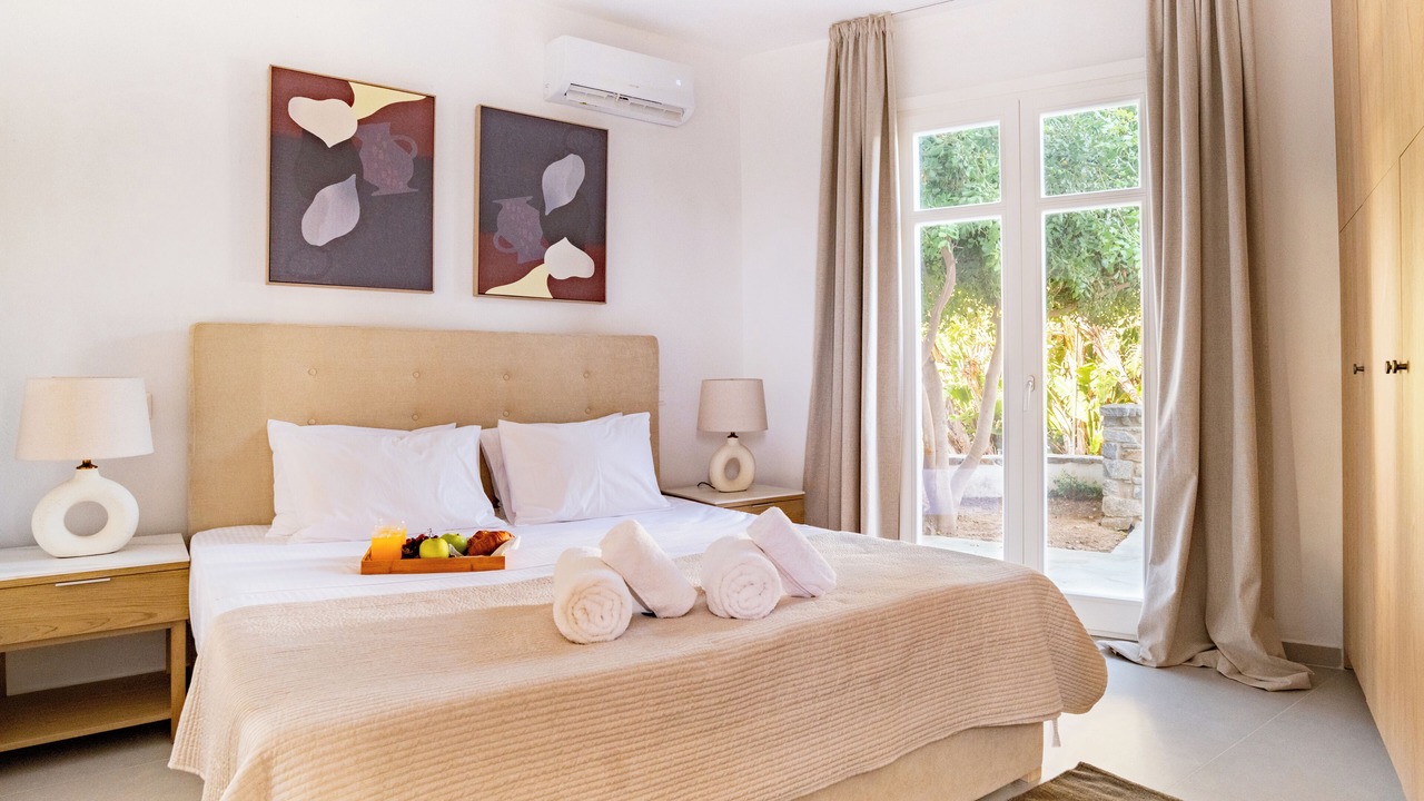 Photo of Bedroom in Molos