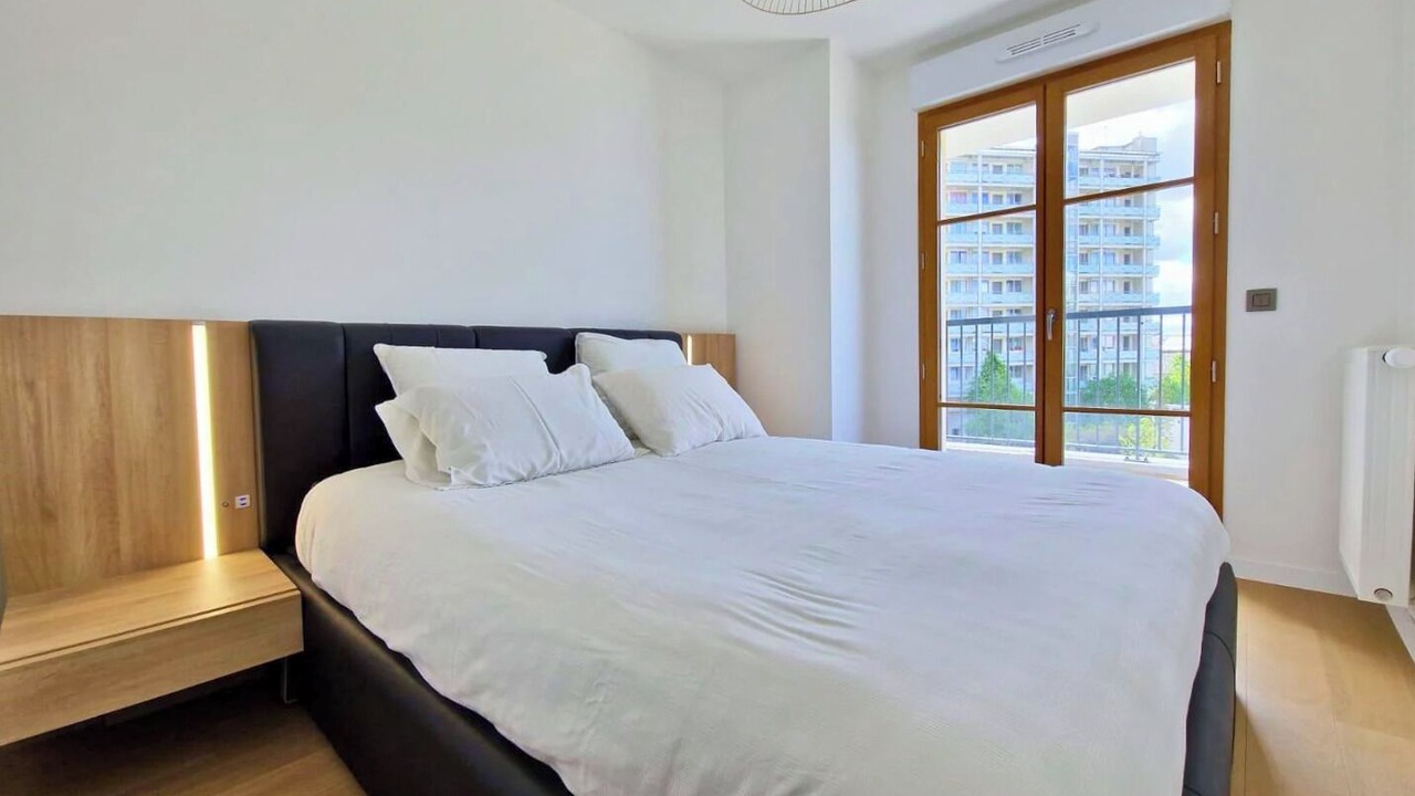 Photo of Bedroom in Puteaux