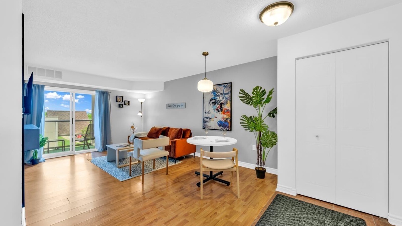 Photo of Livingroom in Windsor
