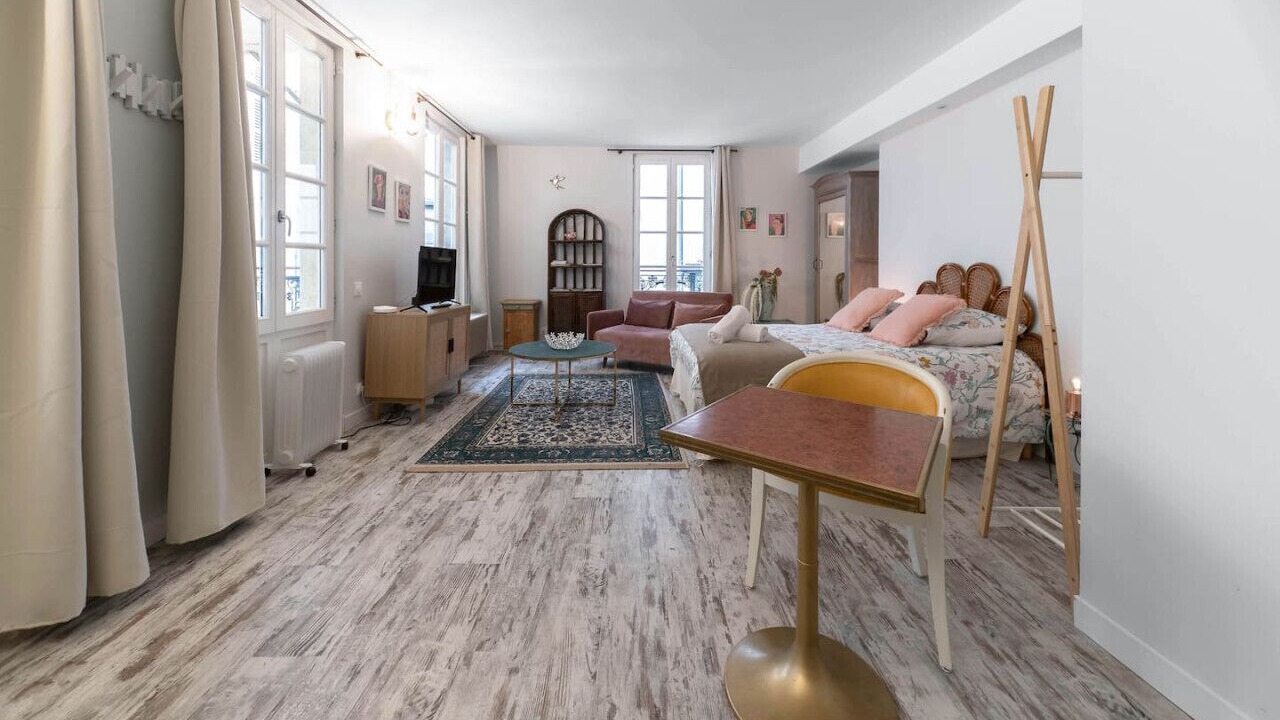 Photo of Livingroom in Vieux Vichy