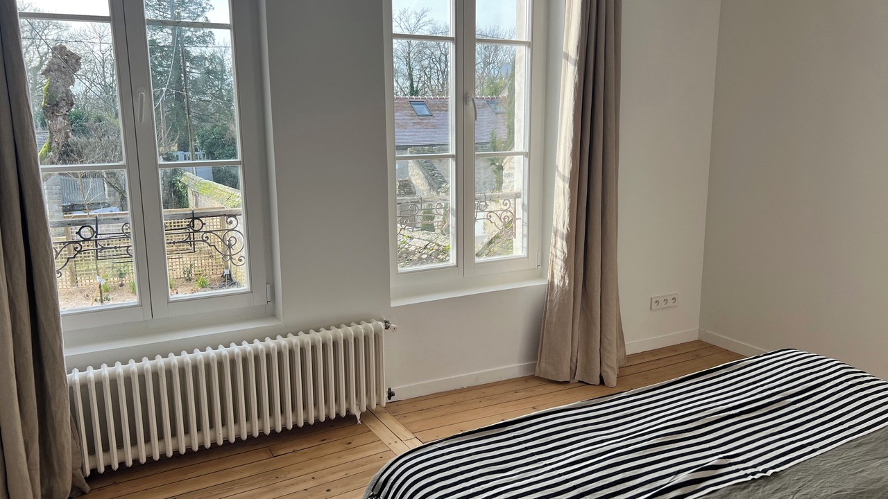Photo of Bedroom in Recloses