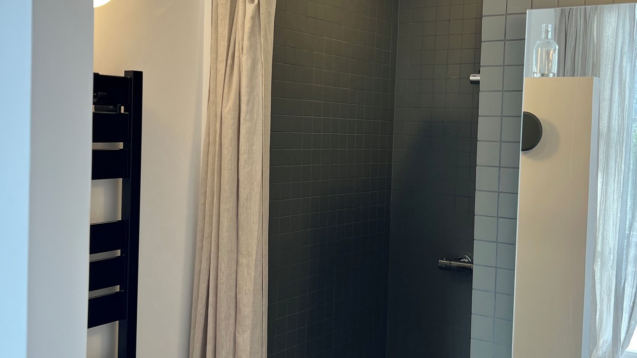 Photo of Bathroom in Recloses