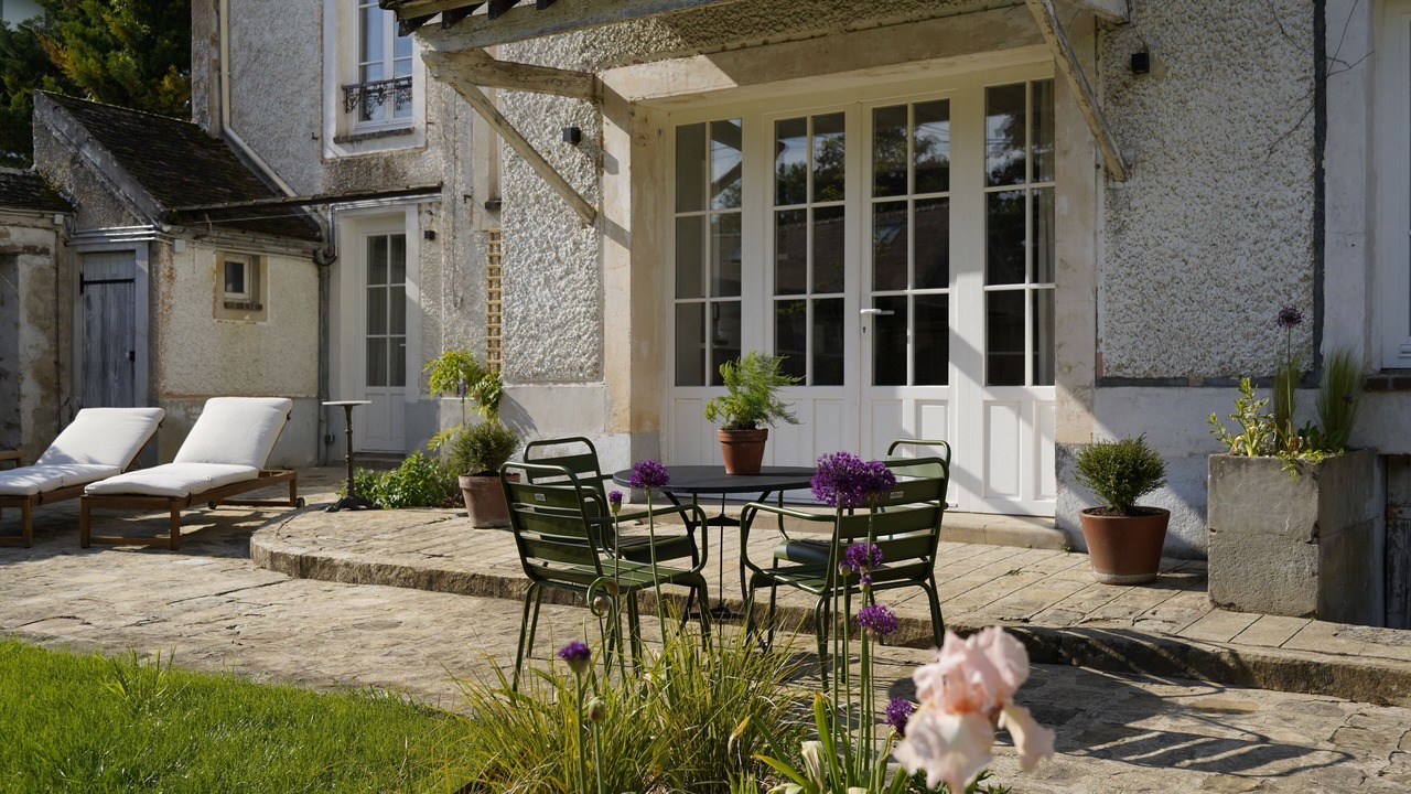 Photo of Outdoor in Recloses