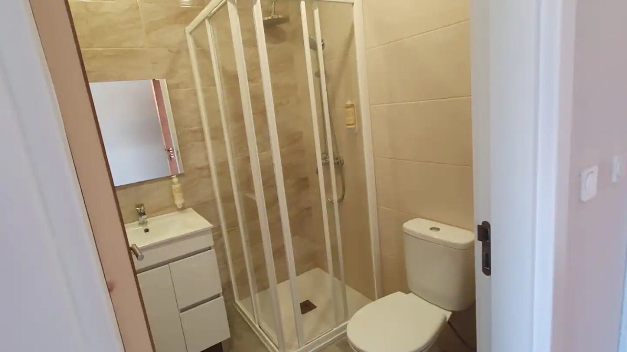 Photo of Bathroom in Valpacos
