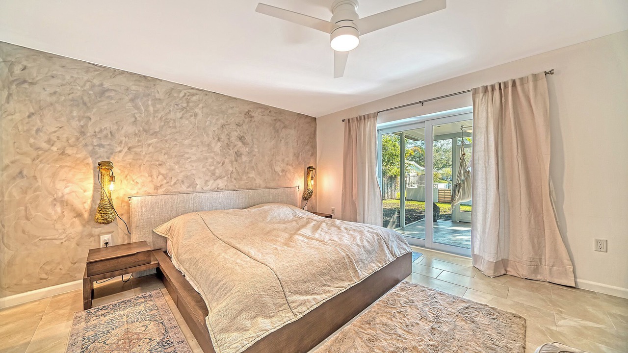 Photo of Bedroom in Indian Beach Sapphire Shores
