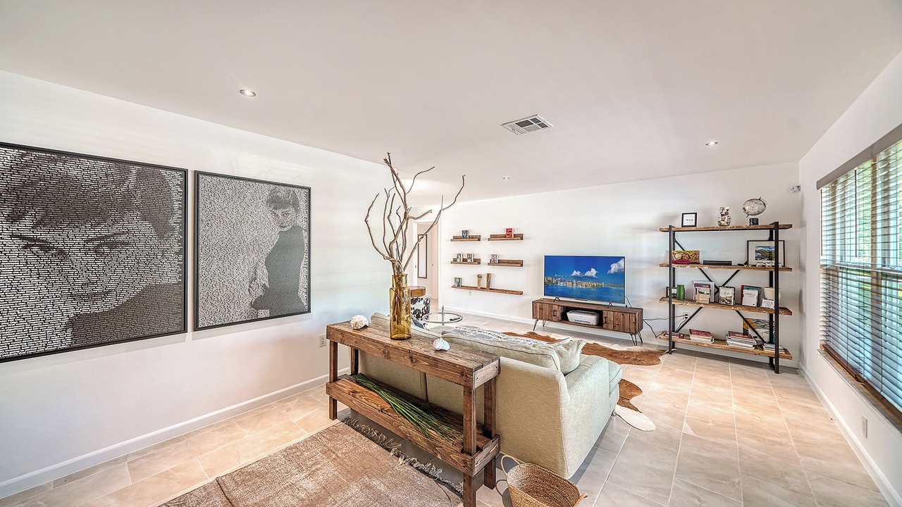 Photo of Livingroom in Indian Beach Sapphire Shores