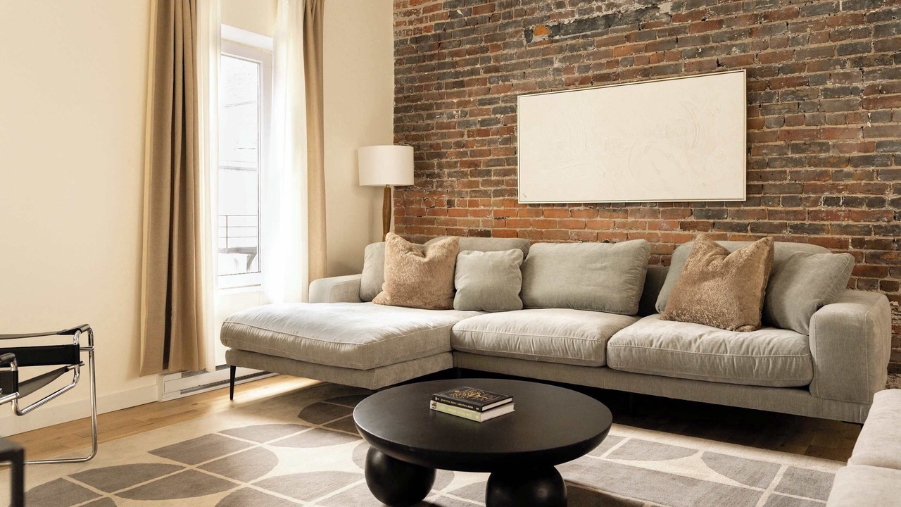 Photo of Livingroom in Old Montreal