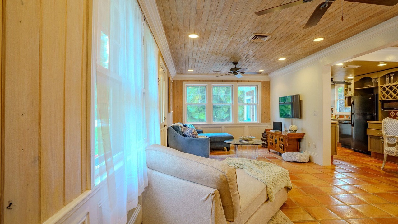 Photo of Livingroom in Indian Beach Sapphire Shores