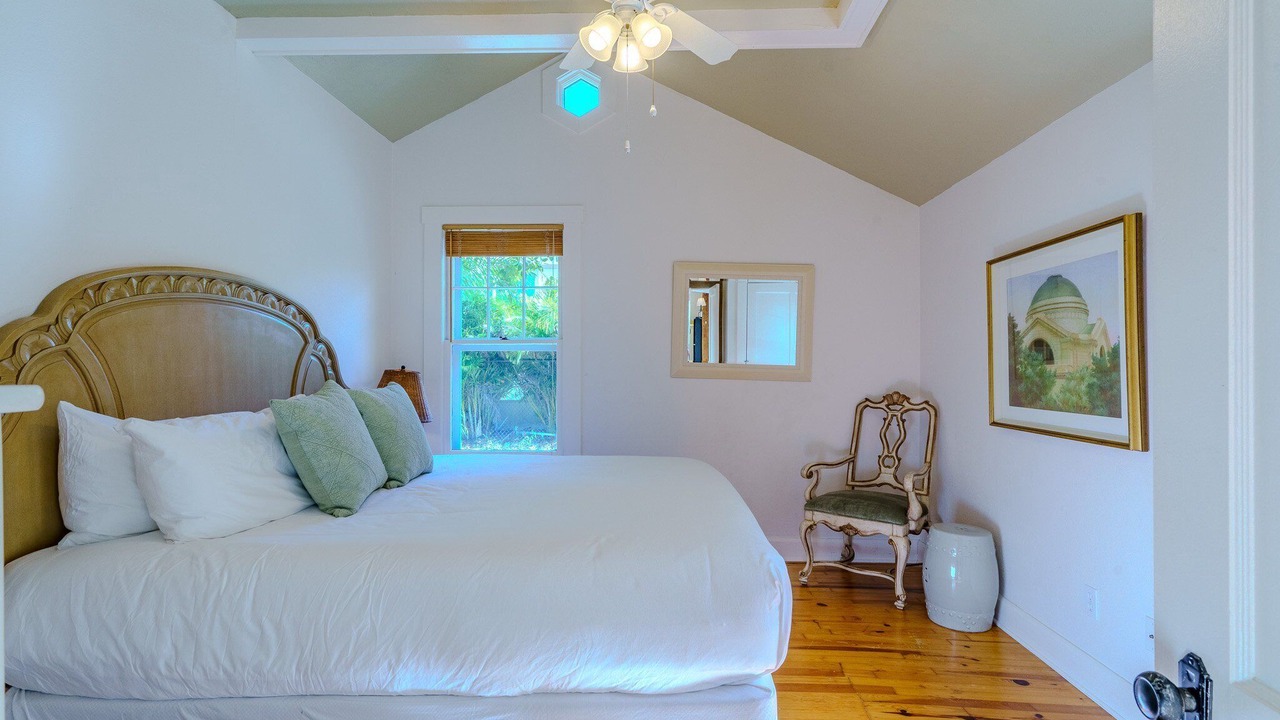 Photo of Bedroom in Indian Beach Sapphire Shores