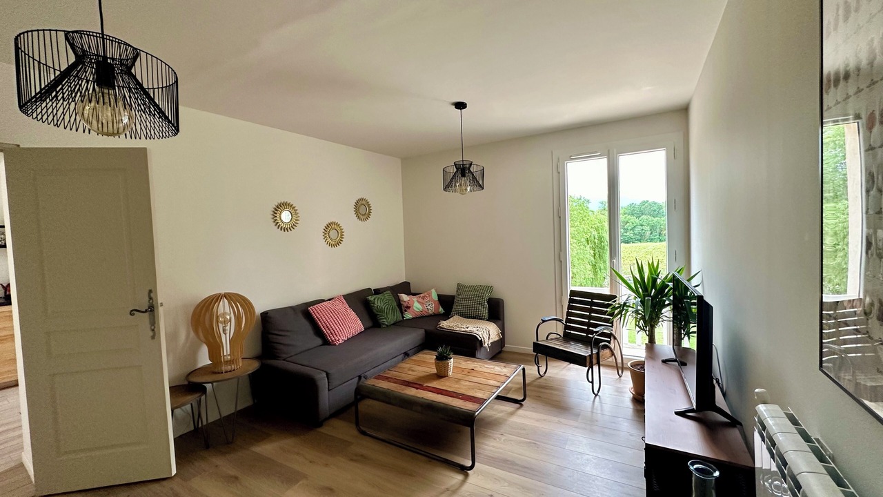 Photo of Livingroom in Pourrieres
