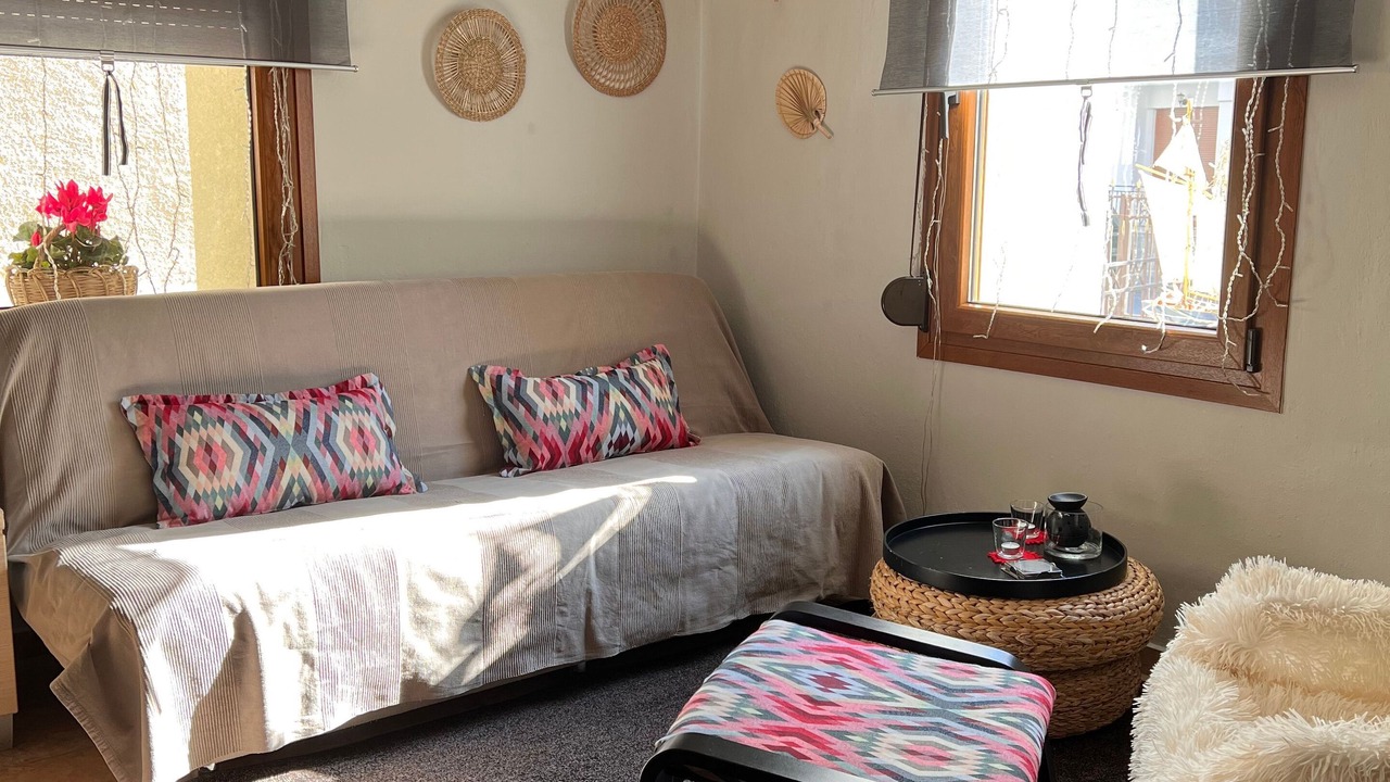 Photo of Livingroom in Drama