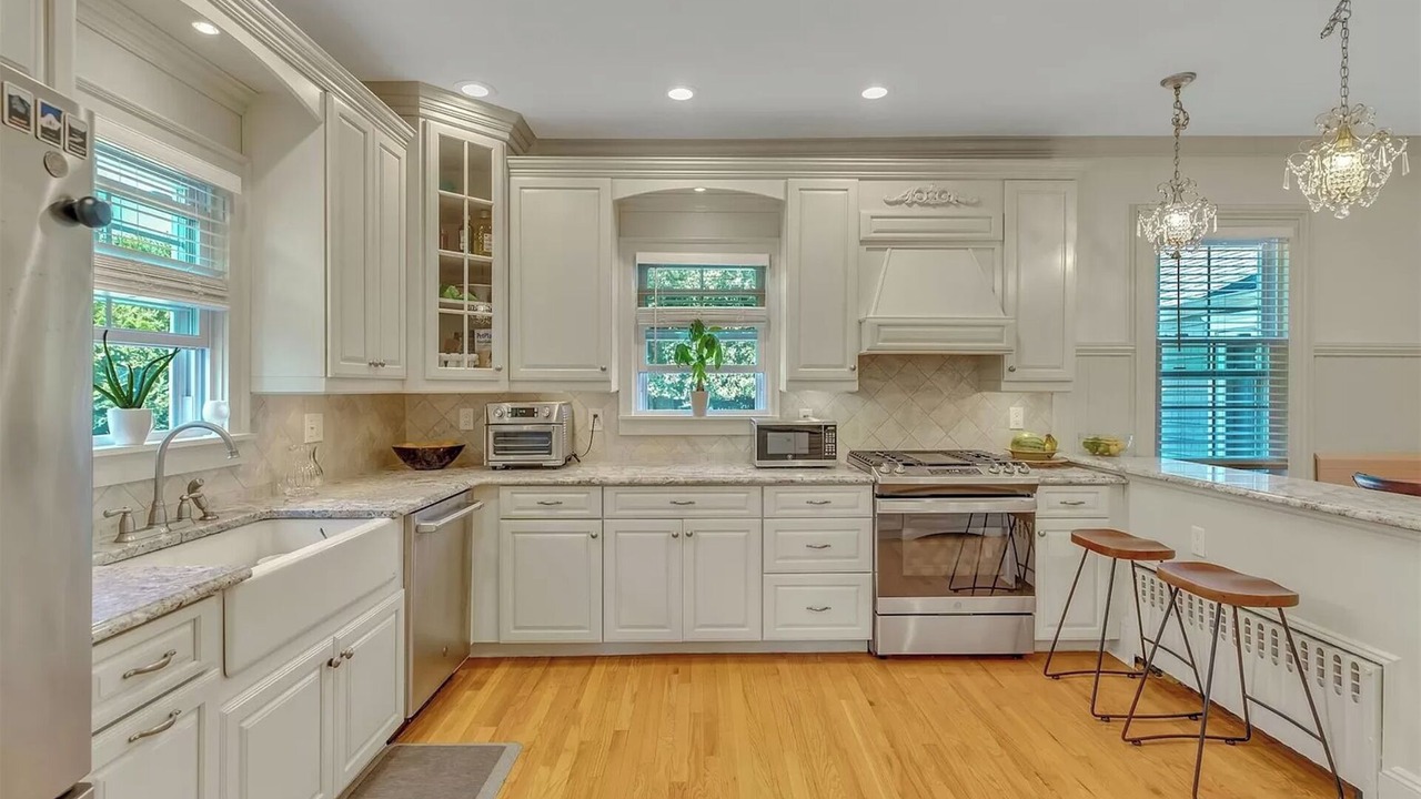 Photo of Kitchen in Center Moriches