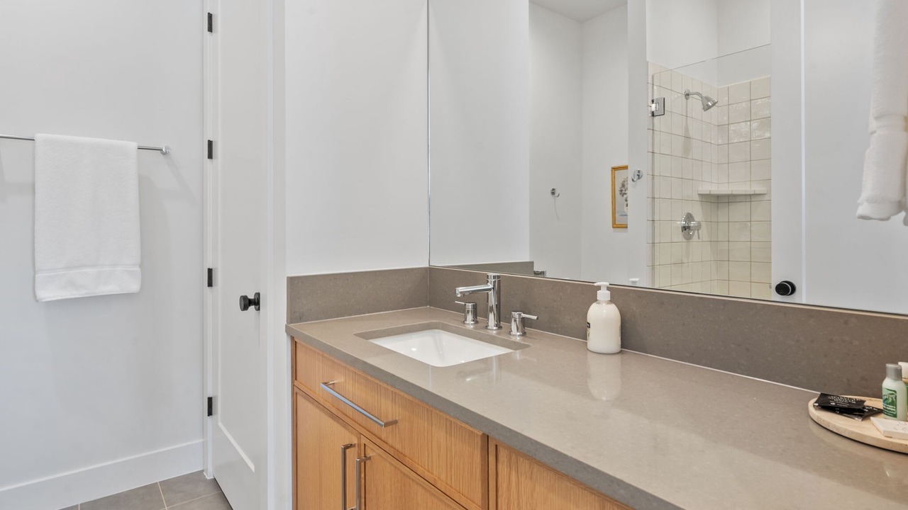 Photo of Bathroom in Hurricane