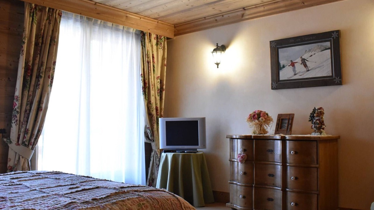 Photo of Bedroom in Meribel Centre