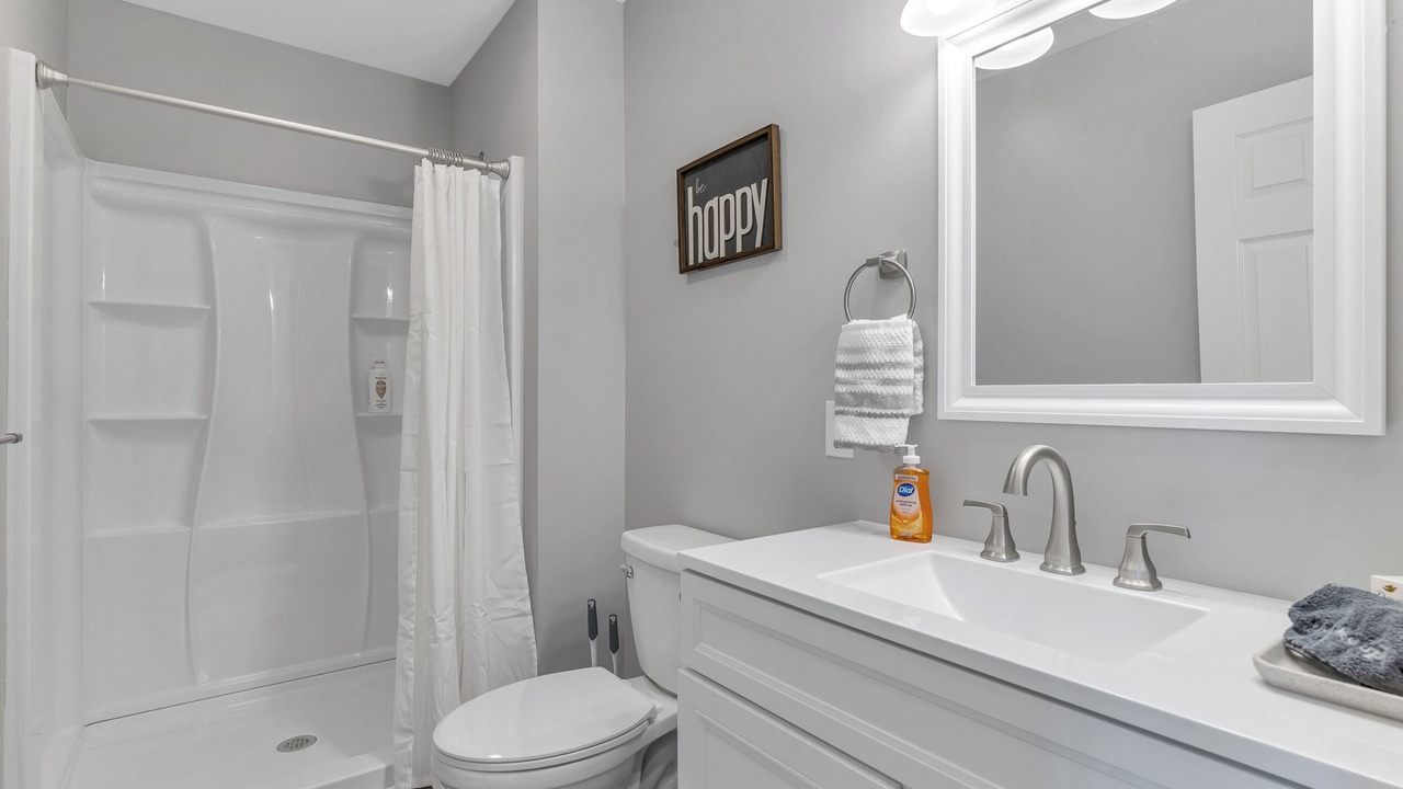 Photo of Bathroom in Holly